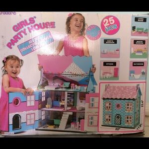 Girls party doll house.
